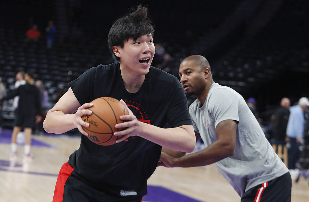 杨瀚森萎靡状况仍未改观 里斯被重用又成当头一棒